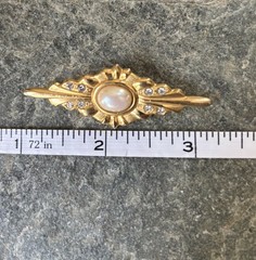 Vintage-Gold Tone Rhinestone & Faux Pearl Brooch/Pin