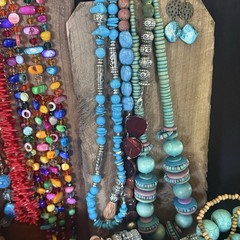 85+ Wearable Jewelry Vintage to Now Estate Costume Mix Craft Redesign 8lbs Lot
