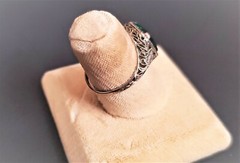 14k White Gold Filigree Design Ring Set Man Made Emerald Green Type Stone