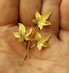 Van Dell 1/20 12k Gold Filled 3 Leaf Autumn Fall Spray Pin