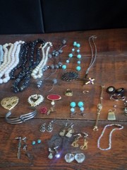 Lot Vintage Costume Jewelry Modern Mixed Wear Craft Resell Necklace Earrings Etc