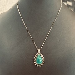 Art Deco Open Back Sterling Chrysoprase Pendant Necklace Scalloped Setting