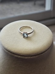 Vintage Jewelry BEAUTIFUL Sterling Silver Ring 💍 With Blue Topaz 💙 Stone