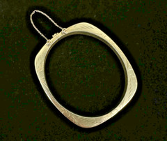 Vintage Sterling Silver Diamond Cut Square Shape Hinged Bangle Bracelet 7”