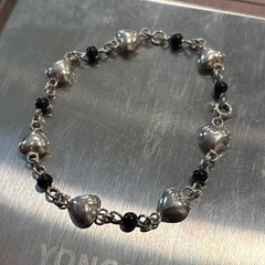 Vintage Sterling Silver Puffed Heart And Black Onyx Bead Link Bracelet