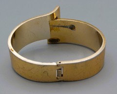 Lanvin Paris 2 Tone Runway Bracelet Gloss-Flat Gold Tone Futuristic Clamper H81