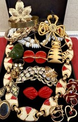 Vintage Estate Costume Jewelry Lot! MONET, NAPIER and more!