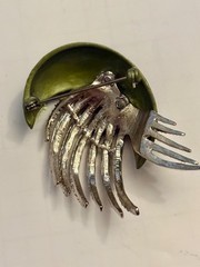 Vintage Metal Rhinestone Enamel? Brooch