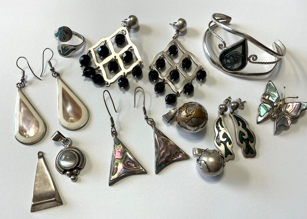 HUGE VINTAGE LOT OF ALPACA MEXICO SILVER EARRINGS BRACELET PENDANTS RING 6-95