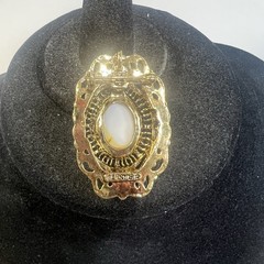 Vintage Gerrys Cameo Victorian Portrait Brooch Pin