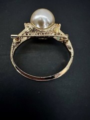 Vtg 80’s Faux Pearl Rhinestone Gold tone Ring Statement Brooch Pin