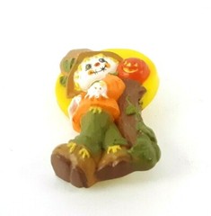 Vintage 1970’s Novelty Scarecrow Pin Brooch Plastic Brown Orange Yellow Fall