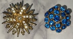 Vintage Gold Tone Rhinestone 2 Sweater Brooch Pins Jewelry JMS-54