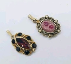 Sarah Coventry Pendant Lot of 2 Gold Tone VINTAGE 1.25 in Estate