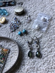 1 Pound + TEAL & SILVERTONED Jewelry Vtg Modern Lot Craft Junk Wearable Resell