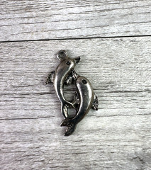 Vintage Unbranded Double Dolphin Pendant Charm Silver Tone Pendant ONLY