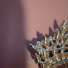 Vtg SIGNED B David Crown Brooch AB Multi-color Rhinestones & Faux Pearl B10011