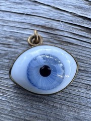 Glass Eye Pedant Set In Brass Bezel Unsigned Vintage Charm