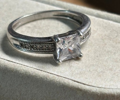 DM 925 sterling silver size 6 3/4 CZ Square stone Engagement Cocktail RING