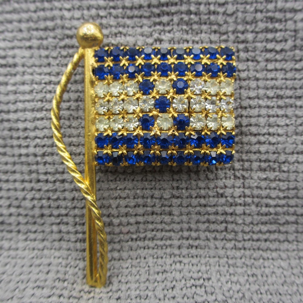 Vintage Honduras Flag Pin Brooch Rhinestone