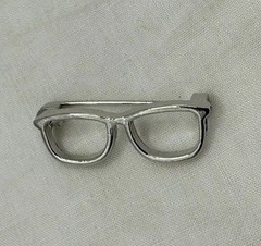 Petite Small Silver Tone Eye Glasses Brooch Pin