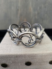 Italian designer Ottaviani wide sterling silver floral theme vintage bracelet