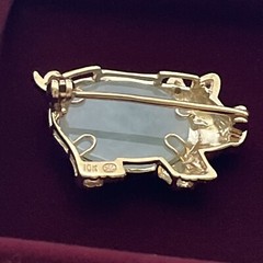 Solid 10K Gold, Green Jade & Diamond Detailed Pig, Estate Pendant, Brooch