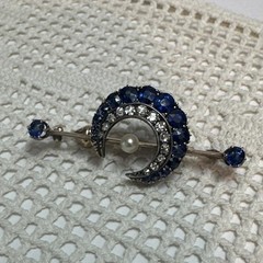 Late 19th Century MOON Sapphire, Diamond & Pearl Broach Set In 9-12k Gold w BOX