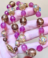STUNNING Antique Wedding Cake, Pink Opalescent & Aventurine Art Glass Necklace