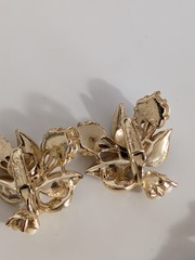 Vintage 1940s – 1960s Black & Gold Enamel Bracelet & Clip On Earrings.