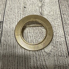Circle Sunburst 1.25″ Brooch Pin Gold Tone Vintage