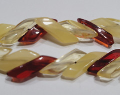 Unique Red and Opaque and Clear Lucite Chip Beaded Hand Strung Vintage Necklace