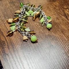 Bracelet upycled chain vtg beads green tan handmade size 7.5