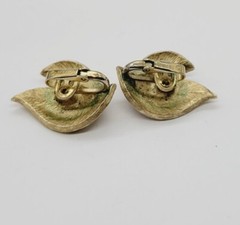 Crown Trifari Clip Earrings Brushed Gold Swirl Flame Vintage 1 in