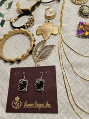 Wearable Jewelry mixed lot, Vintage And New