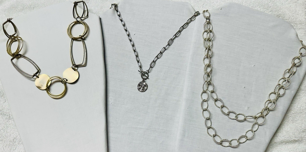 3 Piece Gold/Silver Tone Oval Link Coin Pendant Necklace Lot n0279