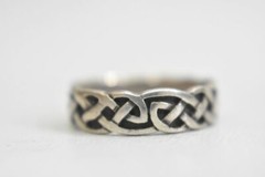 Celtic knot ring pinky band sterling silver biker women girls Size 5.50