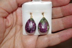 Gorgeous 1/20 14K Gold Filled Ruby Zoisite Tear drop Stud Earrings