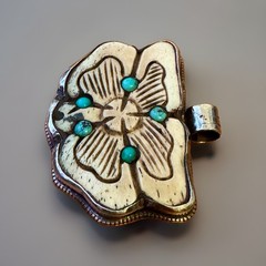 Vintage & Hand Carved Bone With Turquoise Butterfly Pendant Set In Silver 27gram