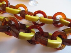 Pono signed Italy link acrylic resin faux amber necklace