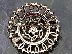 Vtg WEISS Yellow Givre Glass Rhinestone Domed Round Pinwheel Brooch
