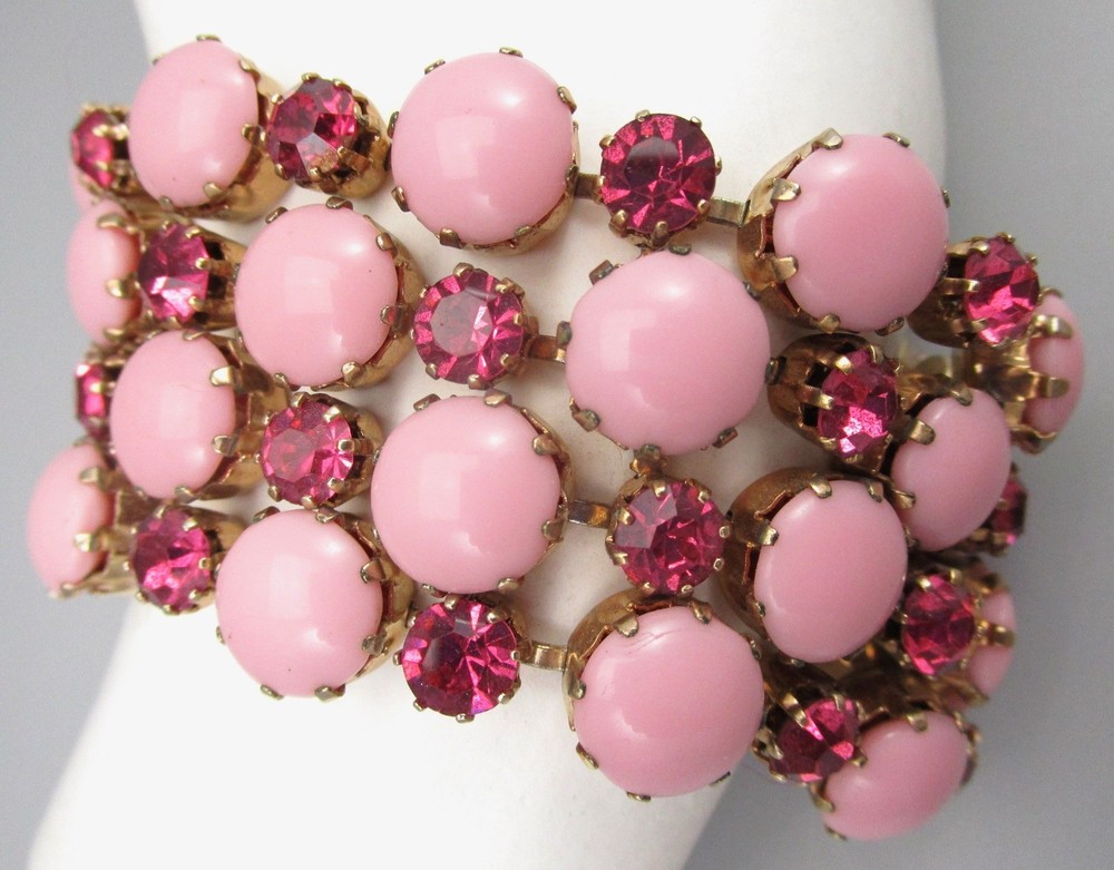 PRETTY IN PINK VINTAGE 60’S OPAQUE CABOCHON RHINESTONE 1 1/2″ WIDE BRACELET