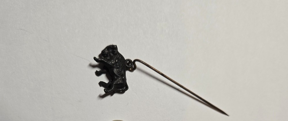 VINTAGE LAPEL STICK PIN W/DANGLING BUFFALO/BISON- Early 1900’s