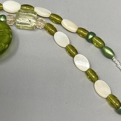 Glass Necklace Green White Beads Wire Wrap Acrylic Flower Y Drop Pendant Boho 18