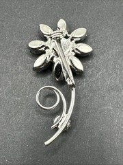 Vintage Blue Rhinestone Flower Brooch J42