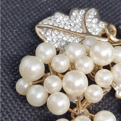 Vintage Gold Tone Faux Pearl Rhinestone Grapevine Cluster Brooch