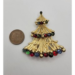 Monet Christmas Tree Pin Brooch Red Signed Collectible Holiday Vintage 1970s