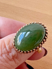 VINTAGE 10K YELLOW GOLD BIG OVAL GREEN NEPHRITE JADE JADEITE RING SOLID HEAVY