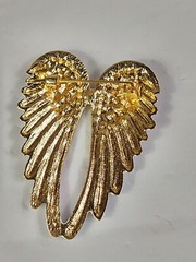 Beautiful Angel Wings Brooch Pendant Iridescent Rhinestones Gold Tone White Pink