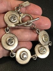 JACKIE SPECTOR Silver Pewter Tone Round Link Rhinestone 8″ Toggle Bracelet